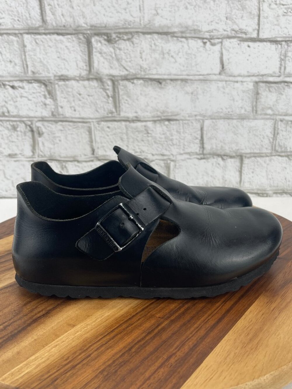 VTG Birkenstock London Womens 6/37 E Black Leather T Strap Closed Toe Shoes - Picture 7 of 16